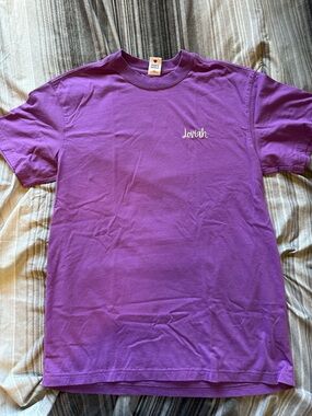 Loviah Signature Tshirt purple men’s size medium